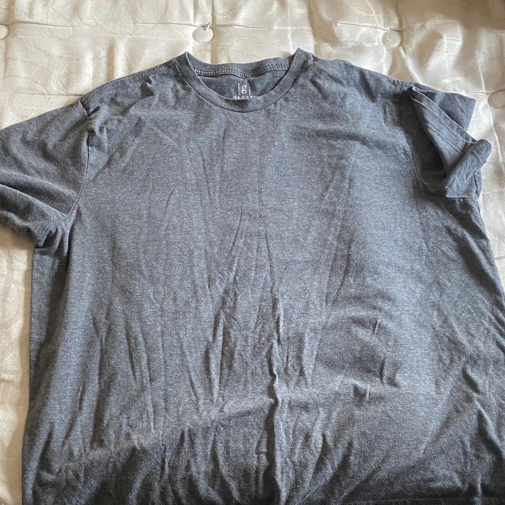 Men's Gray T-Shirt